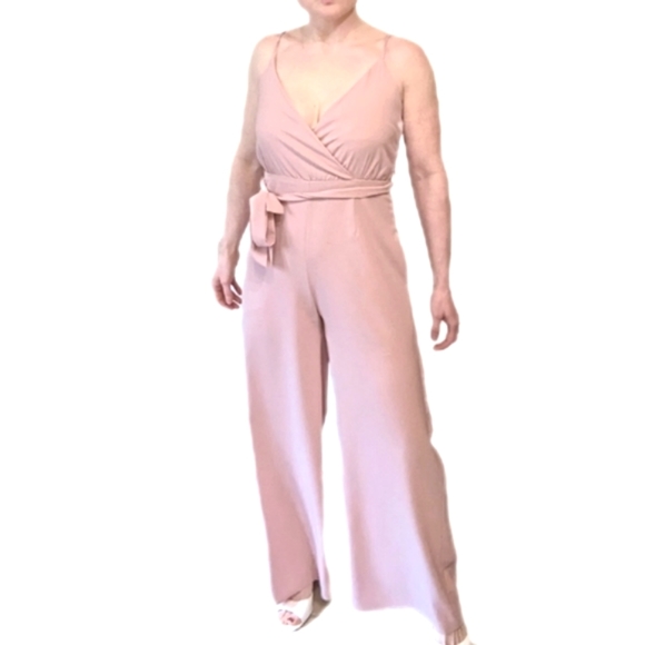 NWT PetalRoz Rose Coloured Jumpsuit Women's Large Fits like Medium - Picture 3 of 6